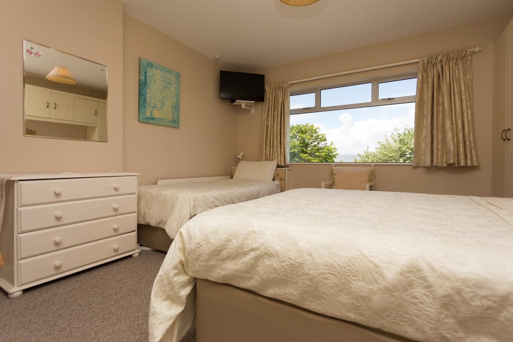 Fern Rock Bed And Breakfast Dromin ภายนอก รูปภาพ