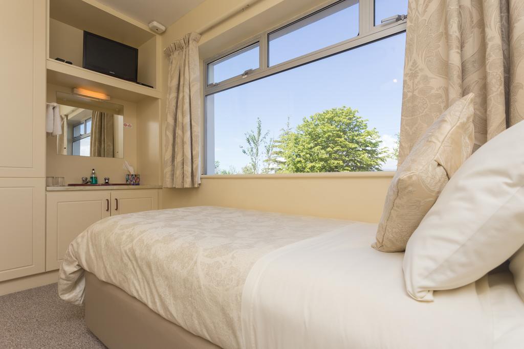 Fern Rock Bed And Breakfast Dromin ภายนอก รูปภาพ